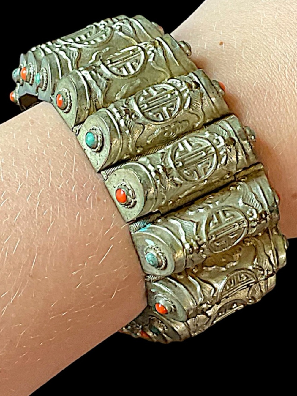 Vintage Chinese Export Silver Tone Asian Bracelet Cuff